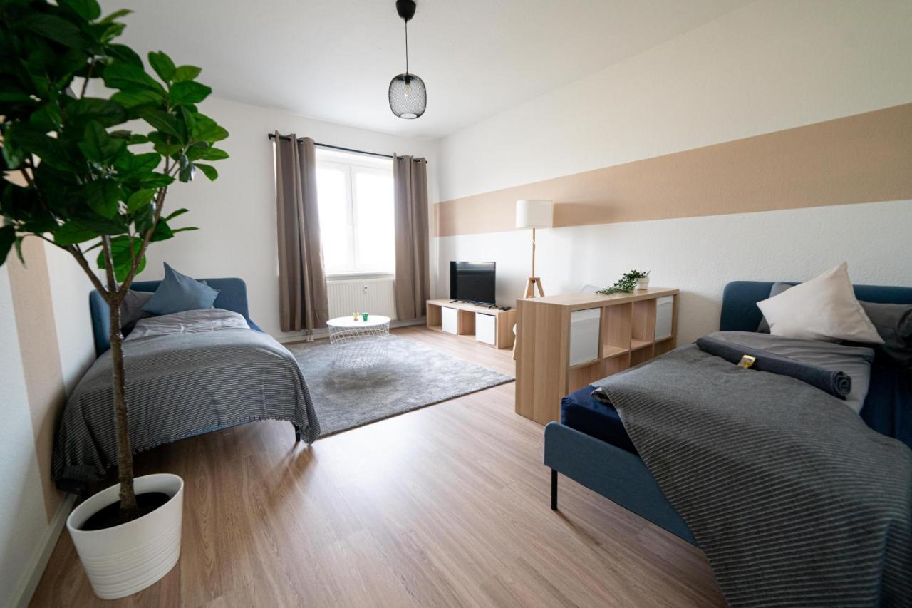 Fullhouse - Zwickau - R85 Apartments - Parking - 3 Beds - Nespresso Dış mekan fotoğraf